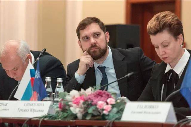 Игорь Баринов призвал консолидировать взаимодействие в сфере сохранения языкового многообразия