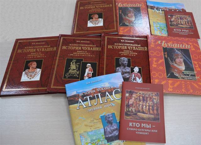 Все библиотеки и школы трех районов республики укомплектованы научно-популярной литературой по истории и культуре чувашского народа