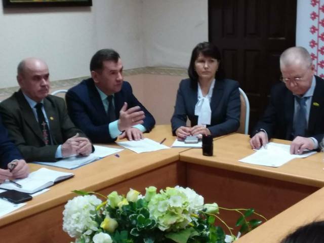 Смирнова Н. ЧНК Президиумĕн ларăвĕ иртрĕ // Хыпар. 2019. Пуш уйăхĕ, 23.