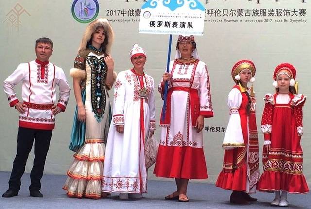 КИТАЙ: ЧӐВАШСЕМ ПӖТӖМ ТӖНЧЕРИ ЭРЕШСЕМПЕ ТУМСЕН ФЕСТИВАЛЬНЕ ХУТШӐННӐ