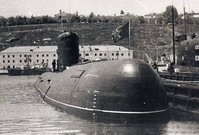 Шмелева Елена.  «Комсомолец Чувашии» бороздил моря, океаны и снимался в кино // Советская Чувашия. 2020. 23 января.