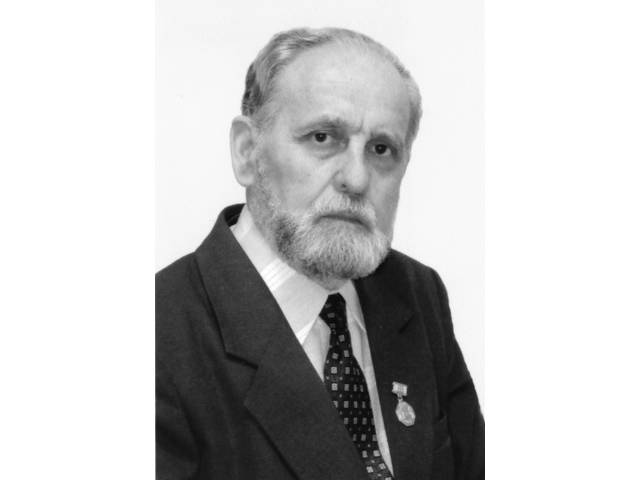 30 января родился Георгий Васильевич КРАСНОВ (1937-2012) - народный писатель Чувашской Республики