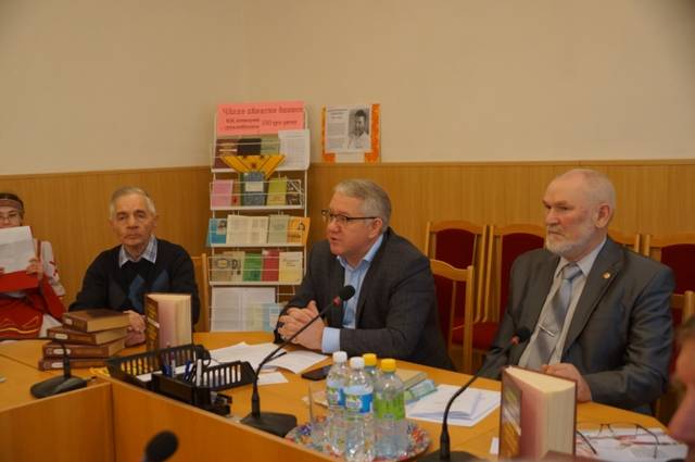 Тăван чĕлхе кунне тата Н.И. Ашмарин ҫуралнăранпа 150 çул çитнине халалланă «Н.И. Ашмарин тата шкул вĕрентĕвĕ» çавра сĕтел иртрĕ