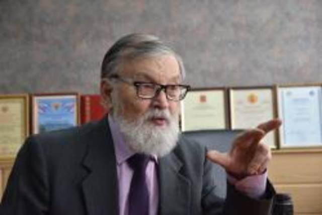 СМИРНОВА Надежда. Виталий СТАНЬЯЛ: Ăçти тусан пирĕн ÿте хуратнă? // Хыпар. 2020. Нарăс, 28.