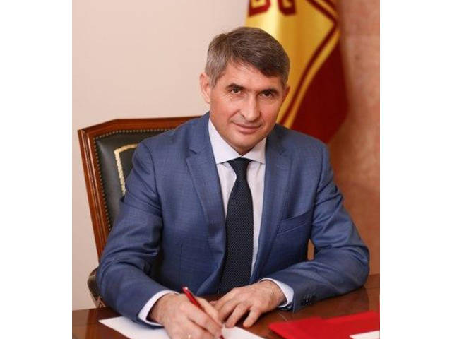 Чӑваш Республикин Пуҫлӑхӗн тивӗҫӗсене вӑхӑтлӑха пурнӑҫлакан Олег Николаев Чăваш чĕлхи кунĕ ячĕпе саламлани