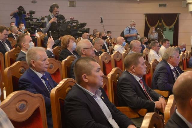 Директор ЧГИГН, депутат Госсовета Чувашии Петр Краснов принял участие в заседании Высшего экономического совета республики