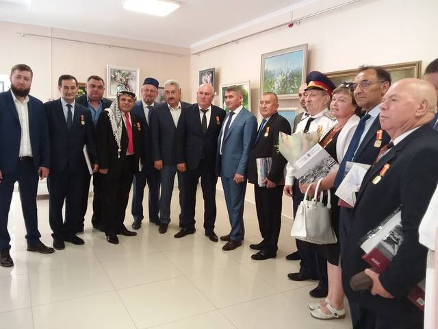 Смирнова Надежда. Туслăх çăлĕ тĕнчене // Хыпар. - 2020. - Утă/июль, 31.
