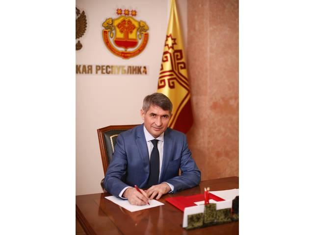 Чӑваш Республикин Пуҫлӑхӗ Олег Николаев Раççей ӑслӑлӑх​​​​​​​ кунĕпе саламлани