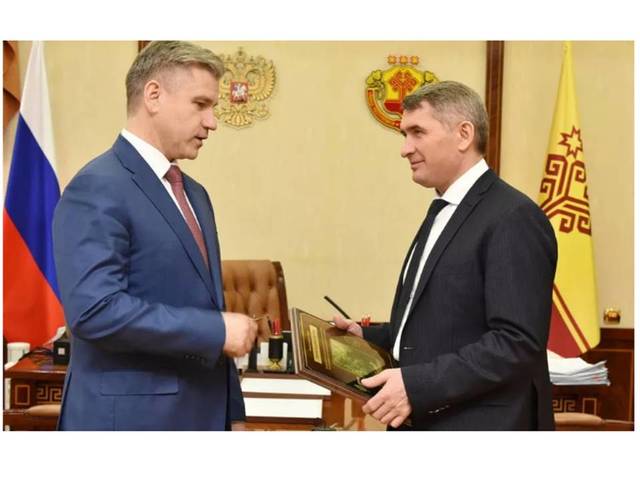 Чувашский дуб получил диплом за 2 место в конкурсе «Российское дерево года»