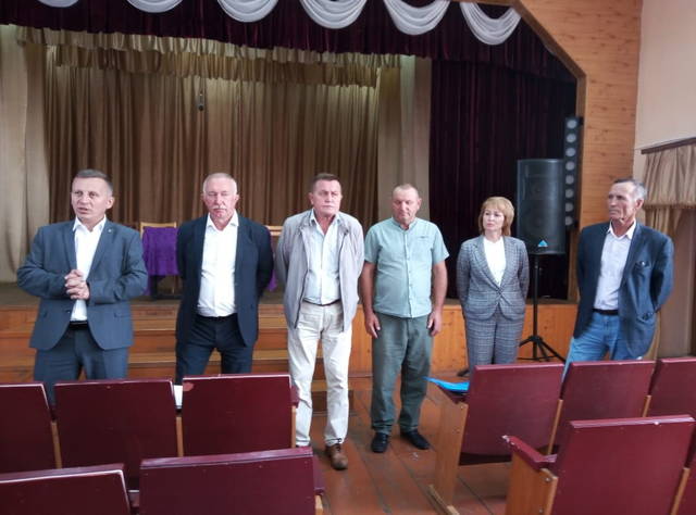 Депутаты Госсовета Чувашии Ю.Попов и П.Краснов встретились с активом сельских поселений Комсомольского района