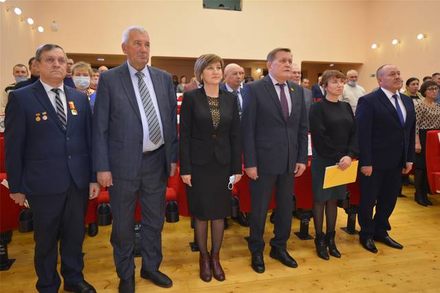 Петр Краснов принял участие в подведении итогов сельскохозяйственных работ в Яльчикском районе