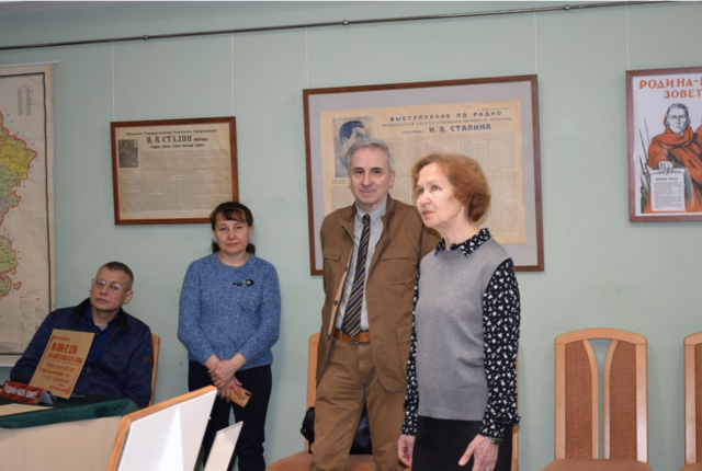 Валентина Харитонова выступила на открытии выставки агитационной печатной продукции «За нашу Победу!»