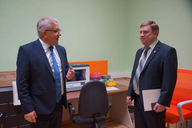Министр Михаил Анисимов выступил на Республиканской конференции работников образования